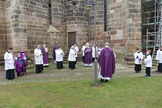 Beauftragung zu Lektorat und Akolythat in St. Marien, Volkmarsen (Foto: Karl-Franz Thiede)